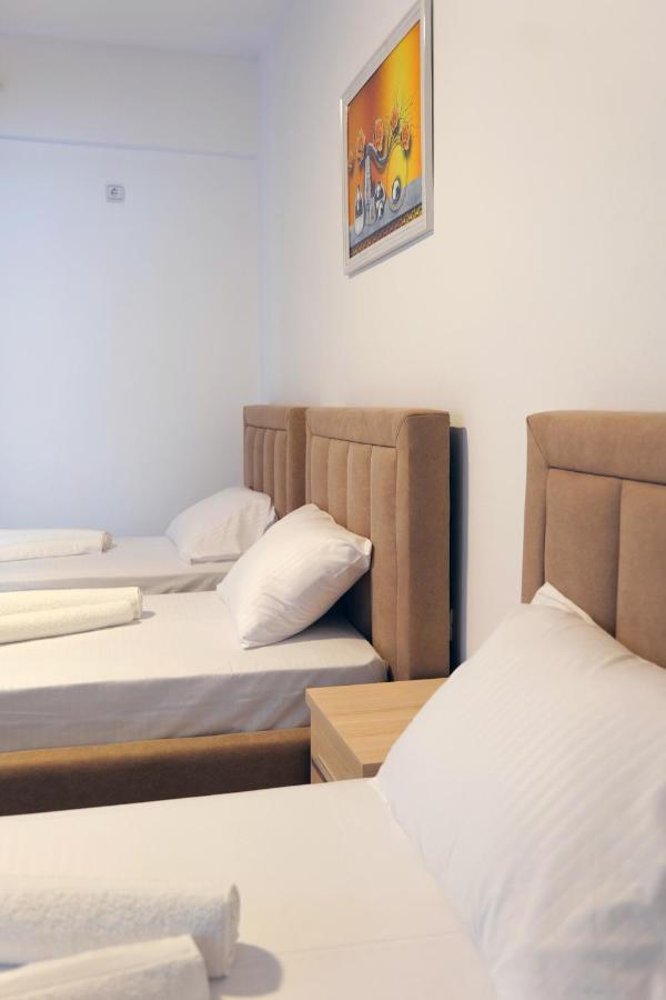 Mema Rooms Himara Kültér fotó